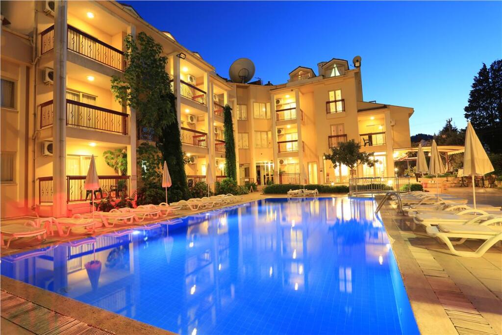 Club Amaris Apartments Rezervasyon