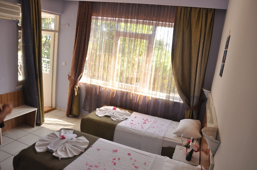 Resitalya Hotel Rezervasyon