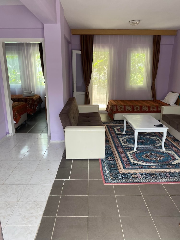 Aparthotel The Palm Club Kusadasi Rezervasyon