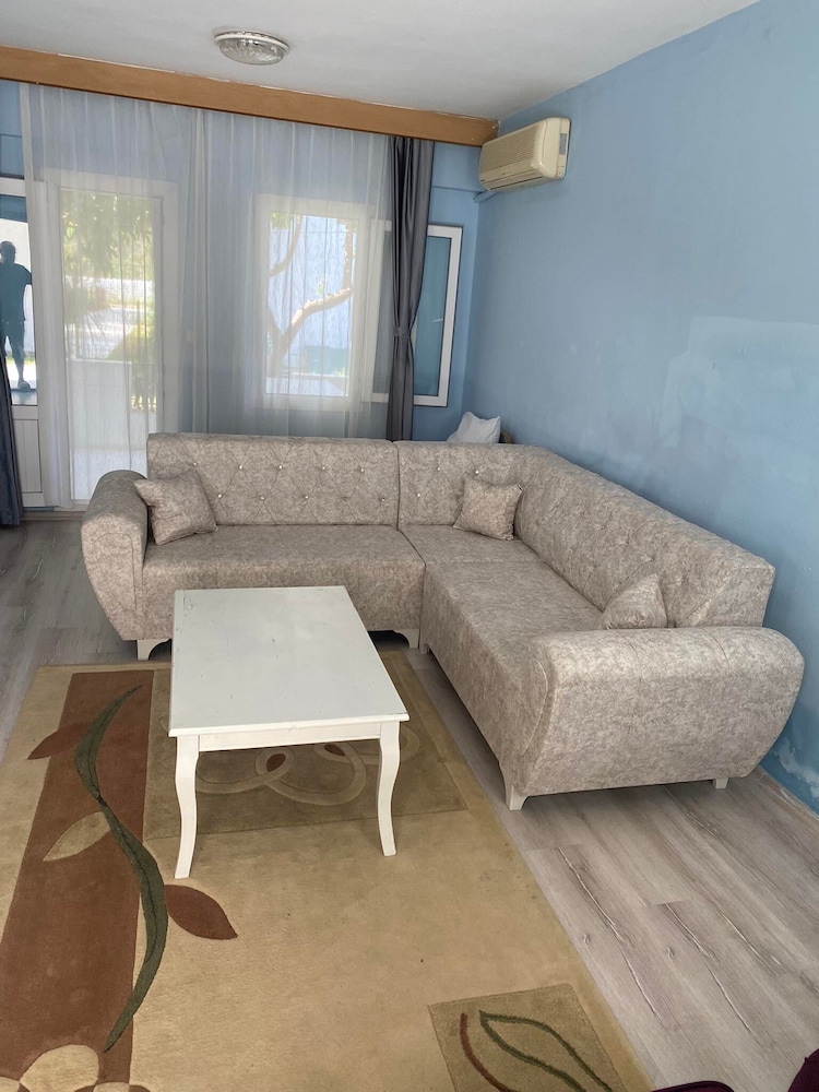 Aparthotel The Palm Club Kusadasi Rezervasyon