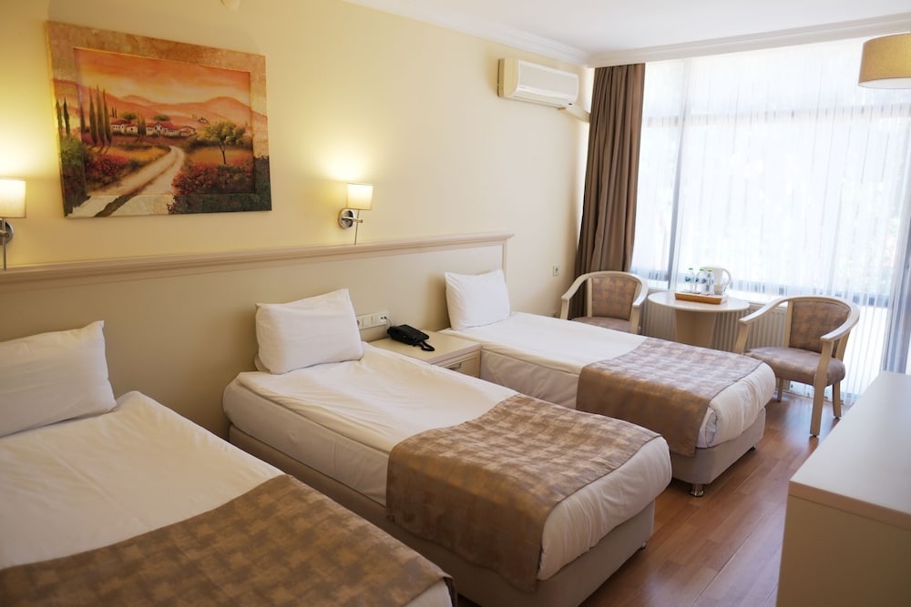 Troia Tusan Hotel Rezervasyon