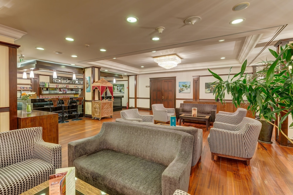 Büyük Abant Oteli & Kongre Merkezi Rezervasyon