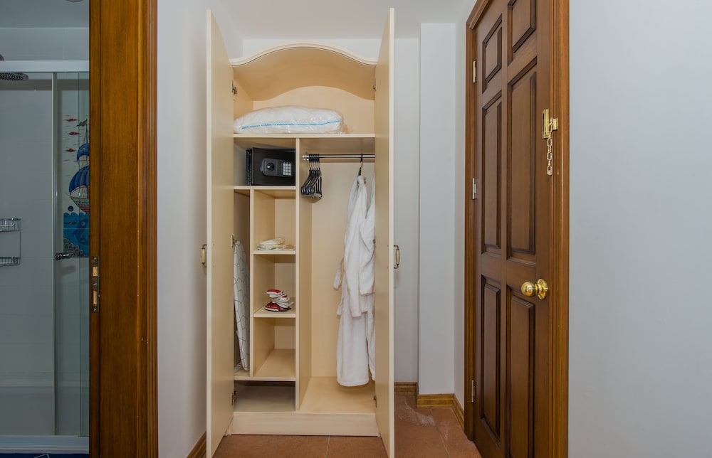 Assos Nazlihan Hotel Rezervasyon