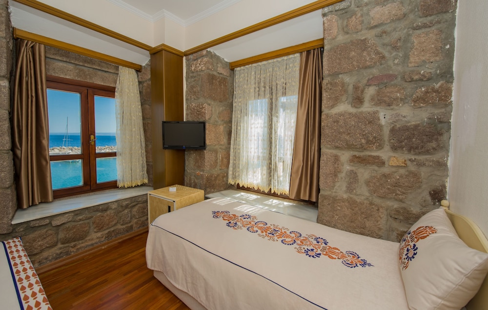 Assos Nazlihan Hotel Rezervasyon