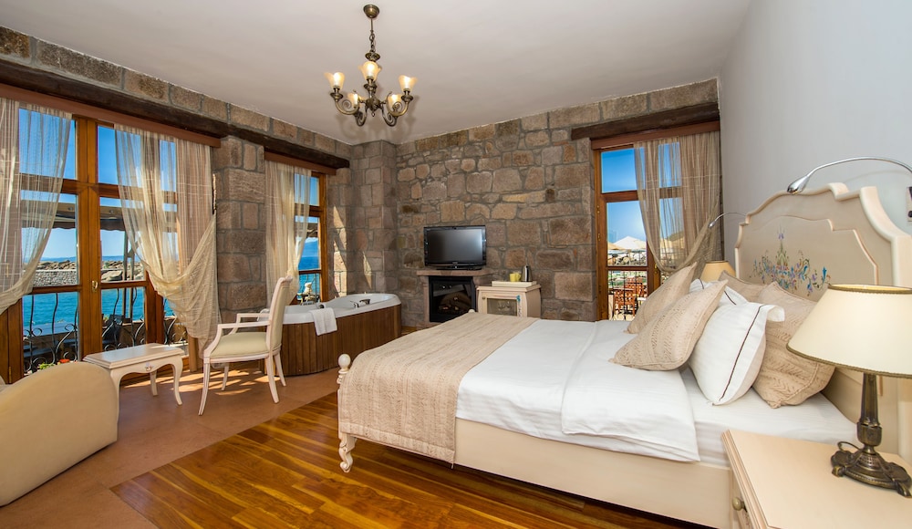 Assos Nazlihan Hotel Rezervasyon