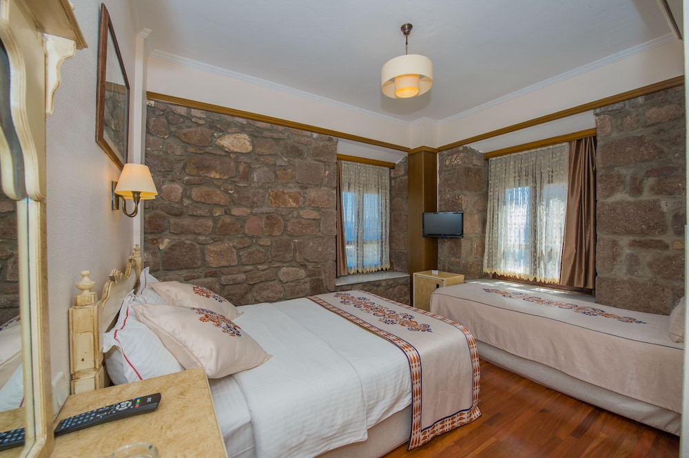 Assos Nazlihan Hotel Rezervasyon