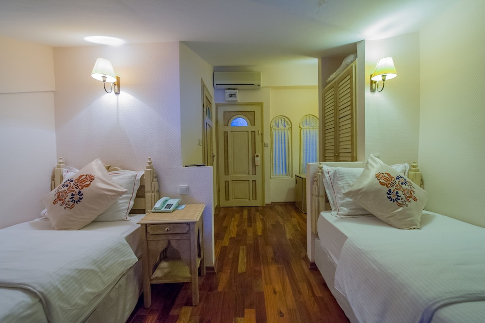 Assos Nazlihan Hotel Rezervasyon