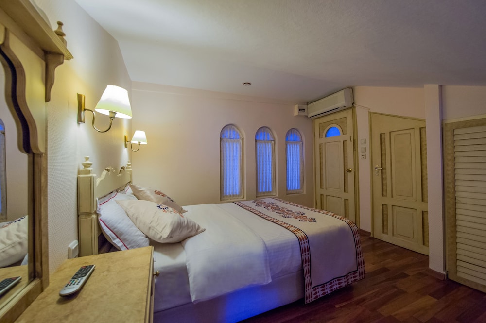 Assos Nazlihan Hotel Rezervasyon