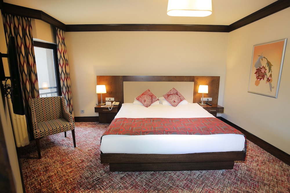 Abant Palace Hotel Rezervasyon