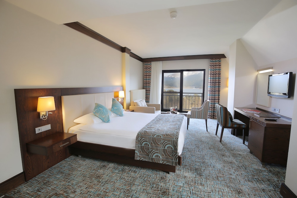 Abant Palace Hotel Rezervasyon