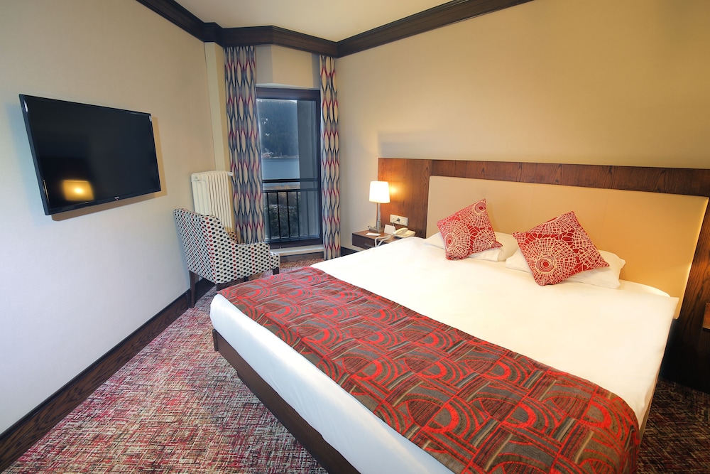 Abant Palace Hotel Rezervasyon