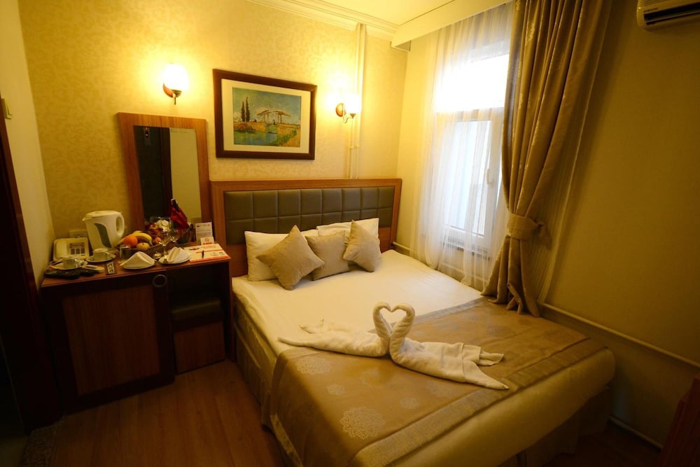 Anzac Hotel Rezervasyon