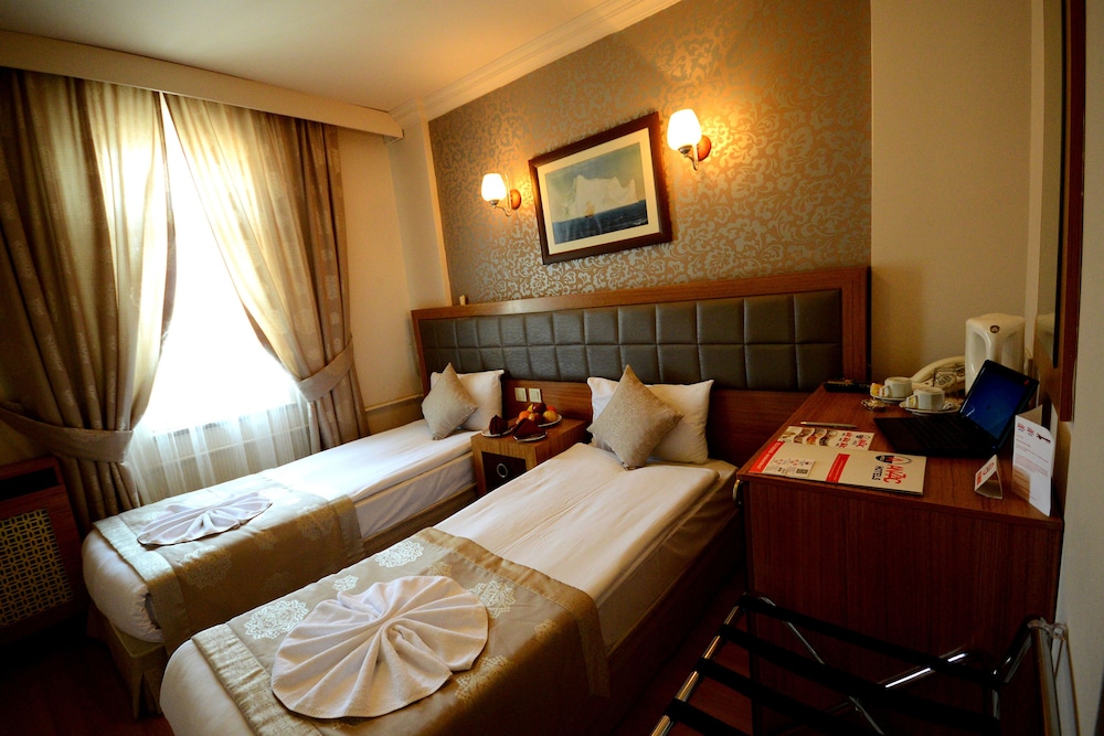 Anzac Hotel Rezervasyon