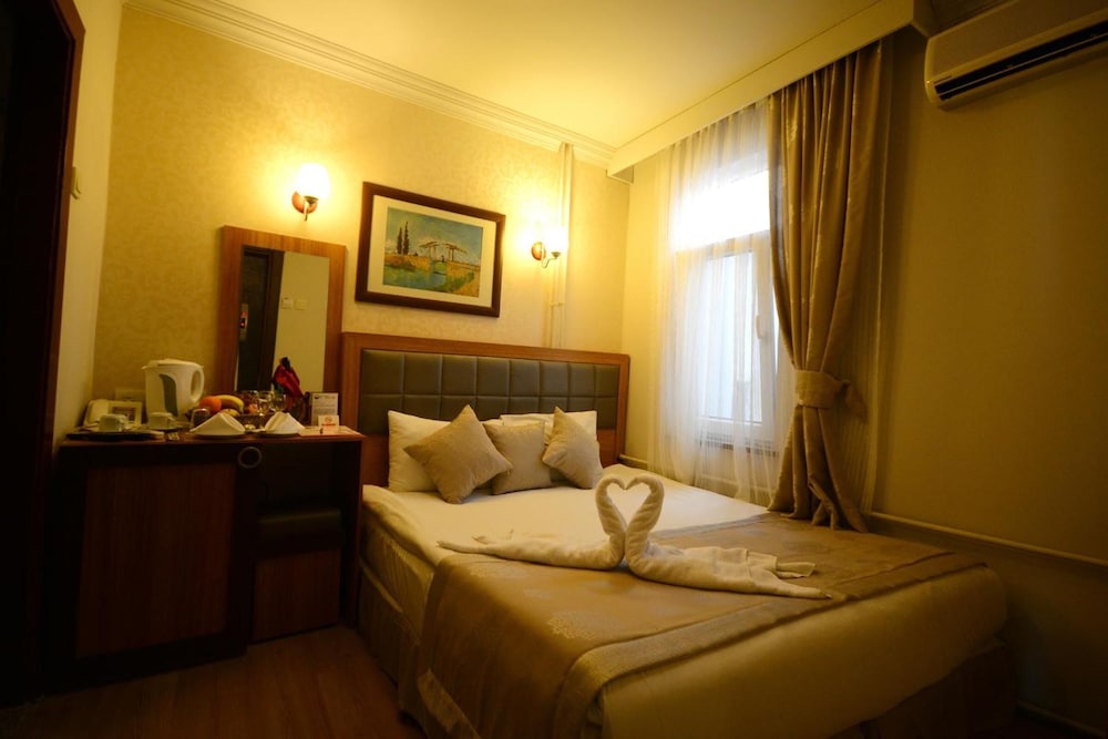Anzac Hotel Rezervasyon