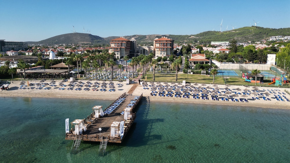 Radisson Blu Resort & Spa Çeşme Rezervasyon