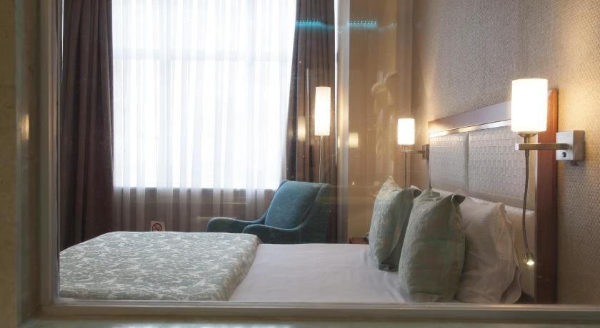 Hotel Houston Rezervasyon