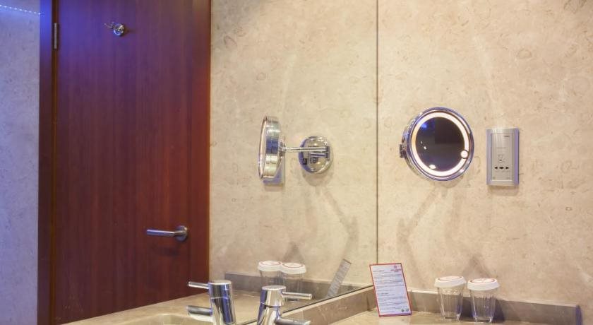 Hotel Houston Rezervasyon