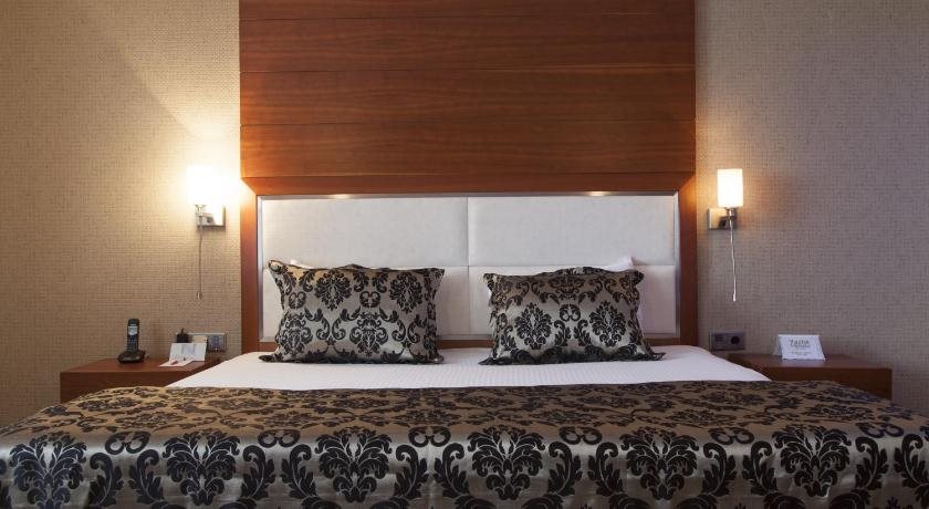 Hotel Houston Rezervasyon