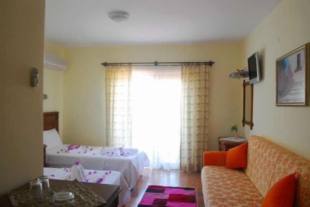 Castelino Akyarlar Rezervasyon