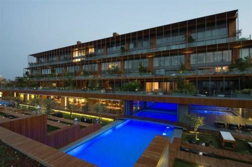 7800 Cesme Residences & Hotel Rezervasyon