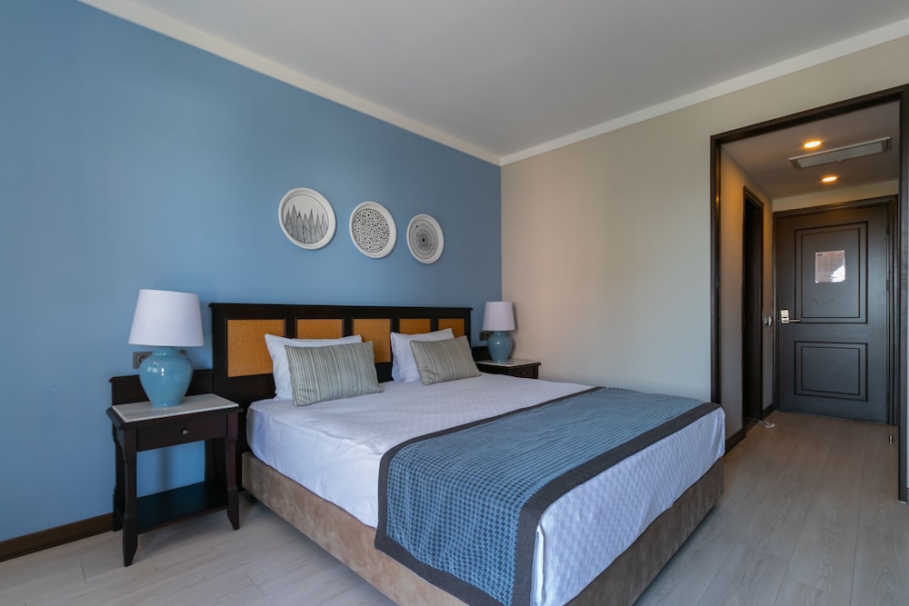 Lara Park Hotel Rezervasyon