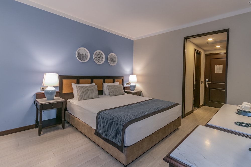 Lara Park Hotel Rezervasyon