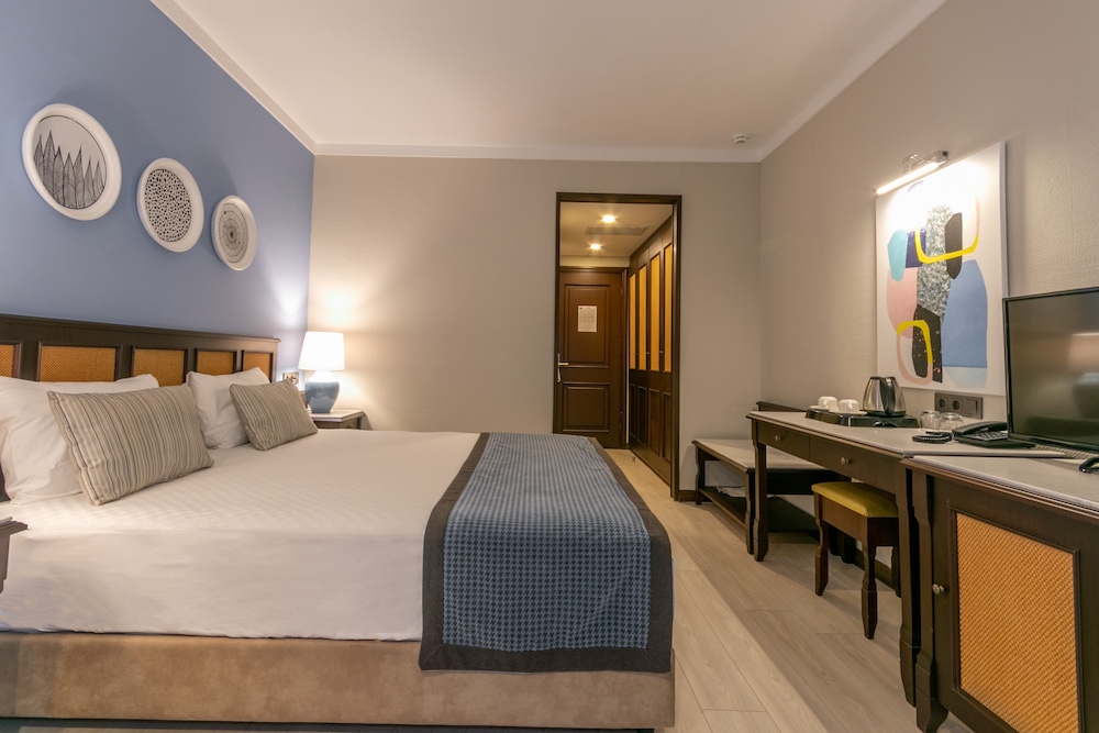 Lara Park Hotel Rezervasyon