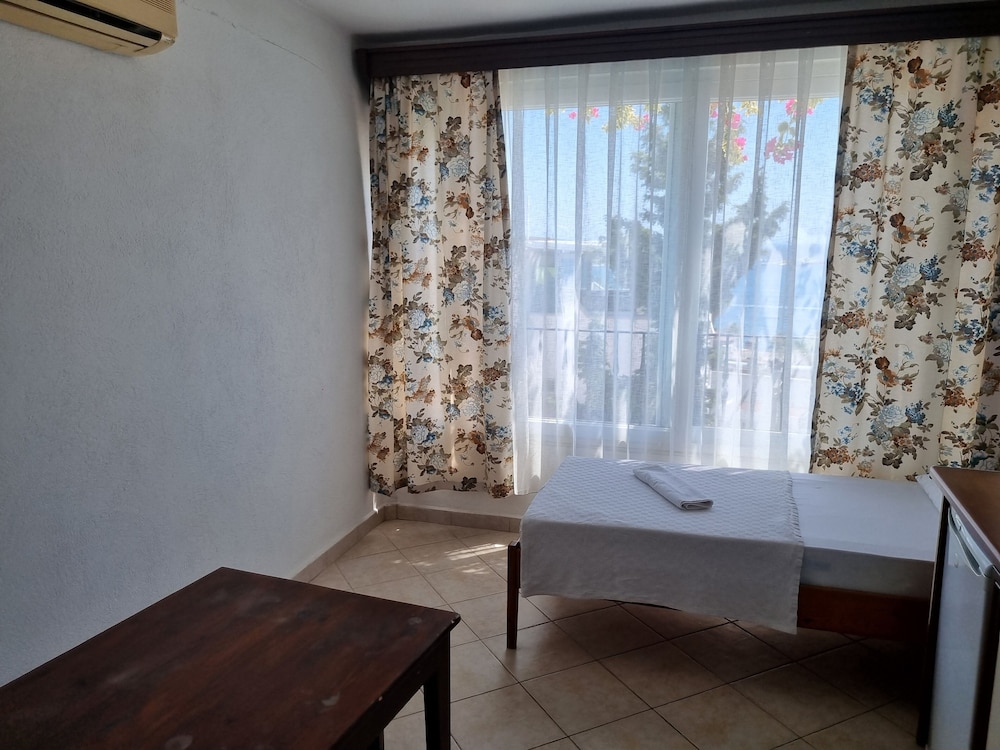 Berg Otel Rezervasyon