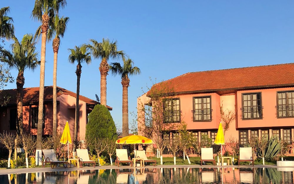 Hotel Palme Rezervasyon