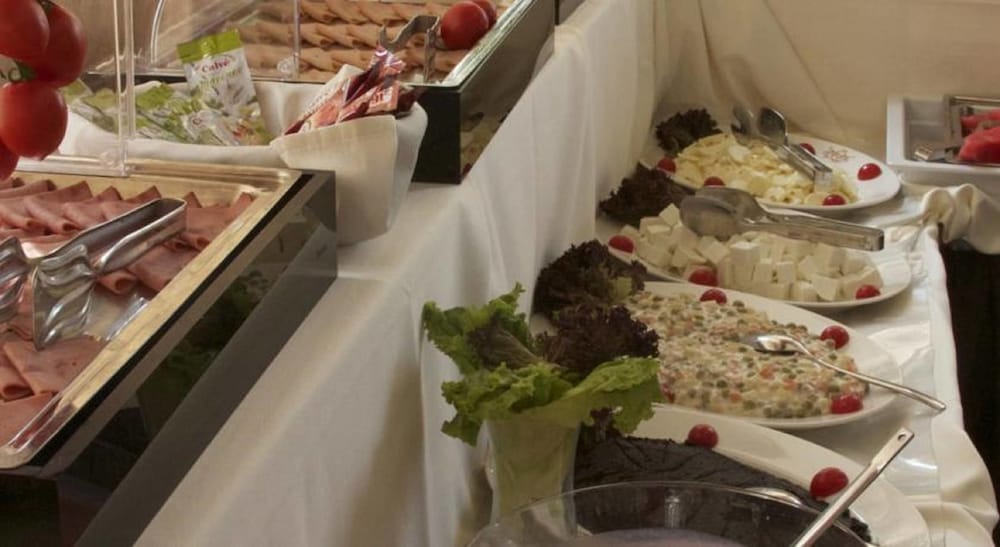 Royce Hotel Rezervasyon