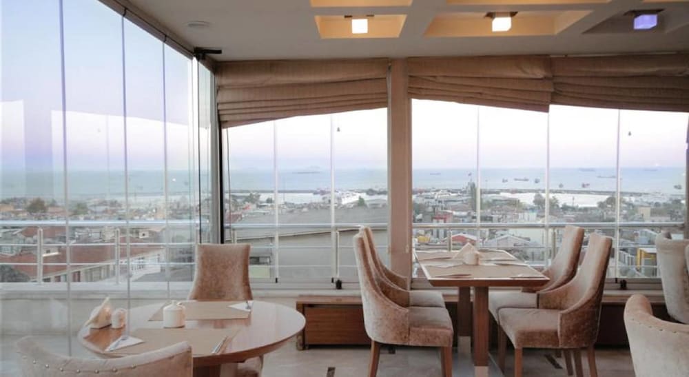 Royce Hotel Rezervasyon