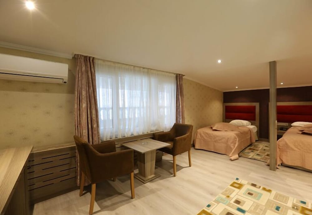 Mora Hotel Rezervasyon