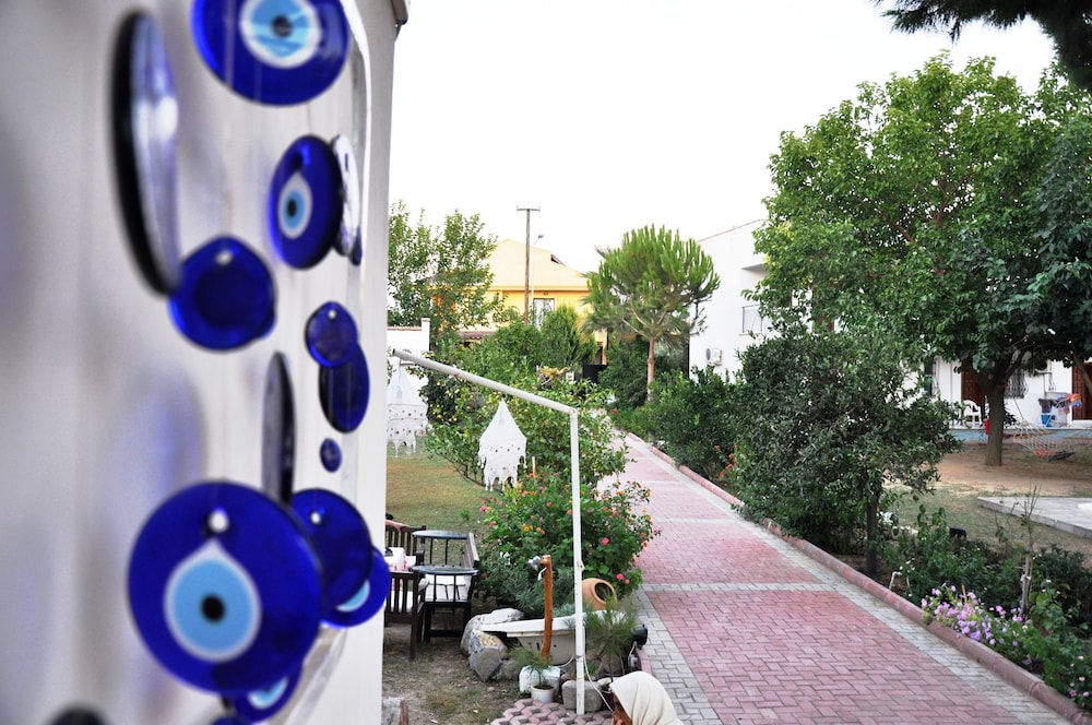 Kusadasi Mürsel Pansiyon Rezervasyon