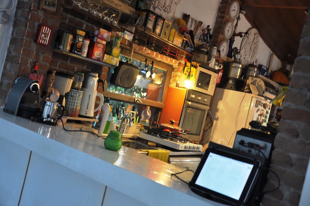 Kusadasi Mürsel Pansiyon Rezervasyon