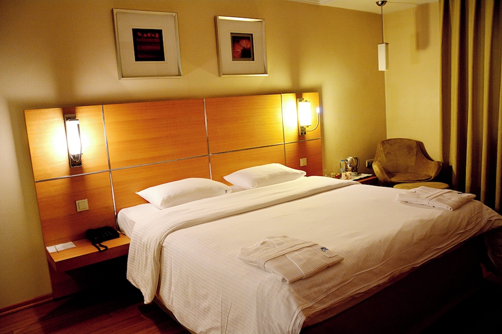 Jura Hotels Afyon Termal Rezervasyon