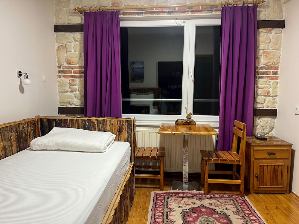 Lale Pension Rezervasyon