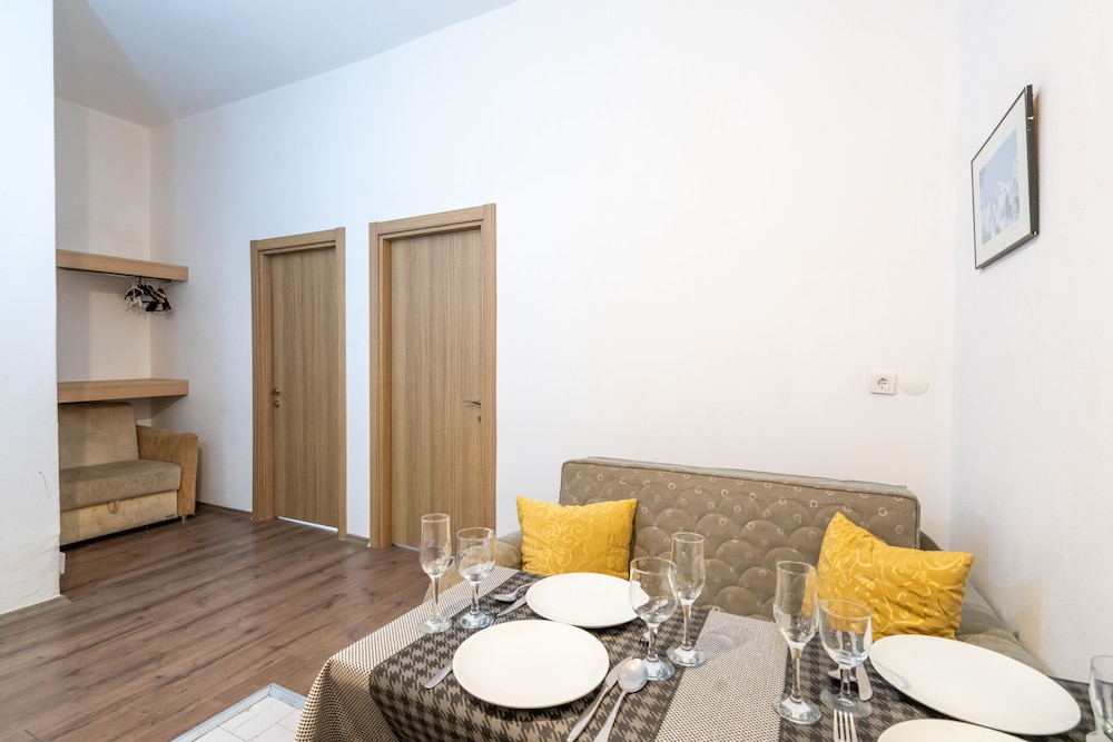 Grand Villa Sol Apartments Rezervasyon