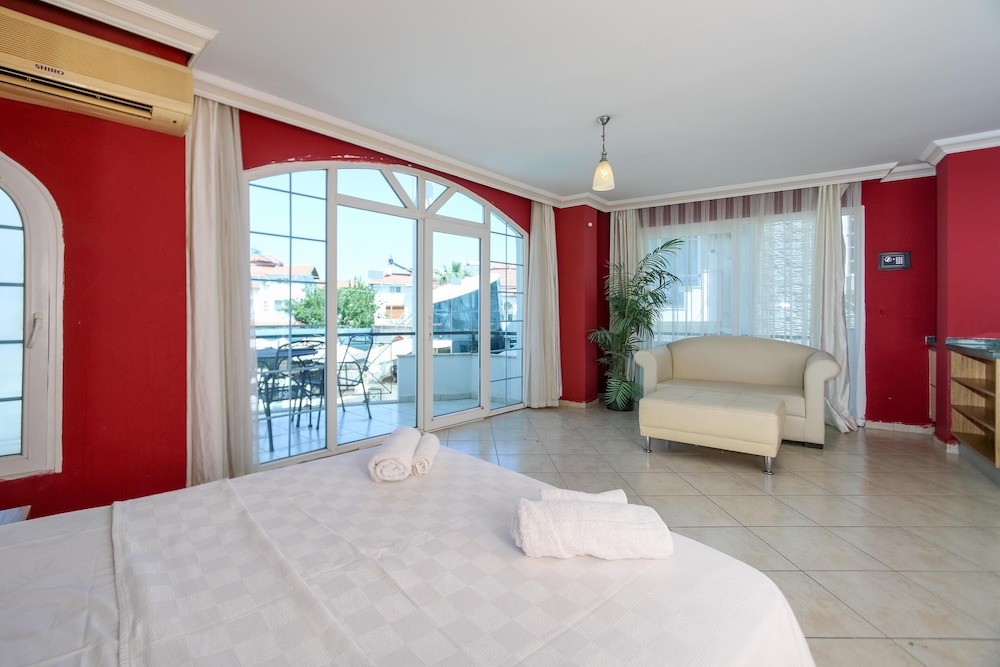 Seahorse Deluxe & Residences Rezervasyon