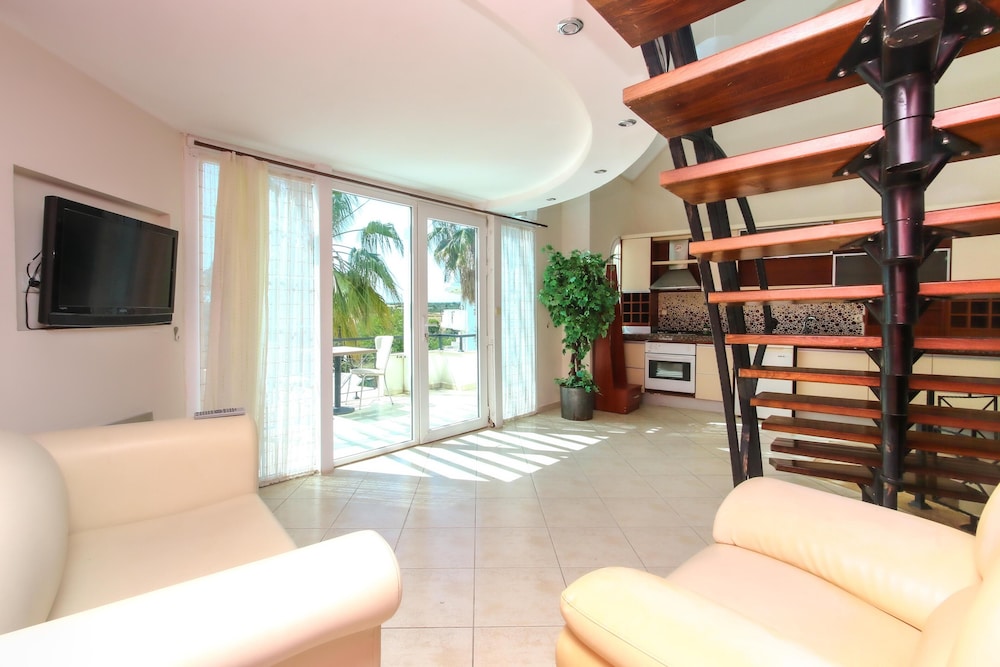 Seahorse Deluxe & Residences Rezervasyon