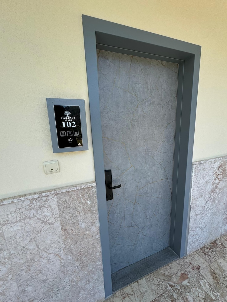 Özlem Apart 2 Rezervasyon