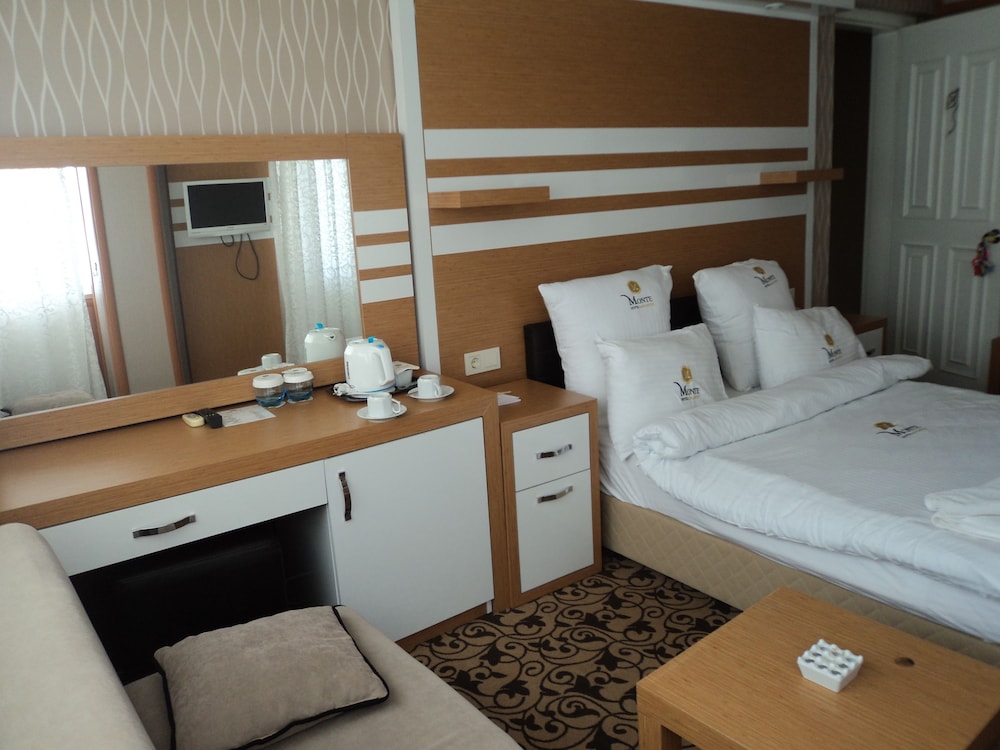 Monte Hotel Rezervasyon
