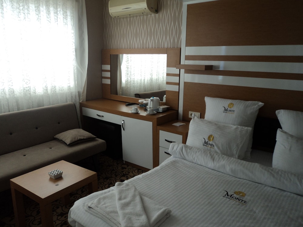 Monte Hotel Rezervasyon