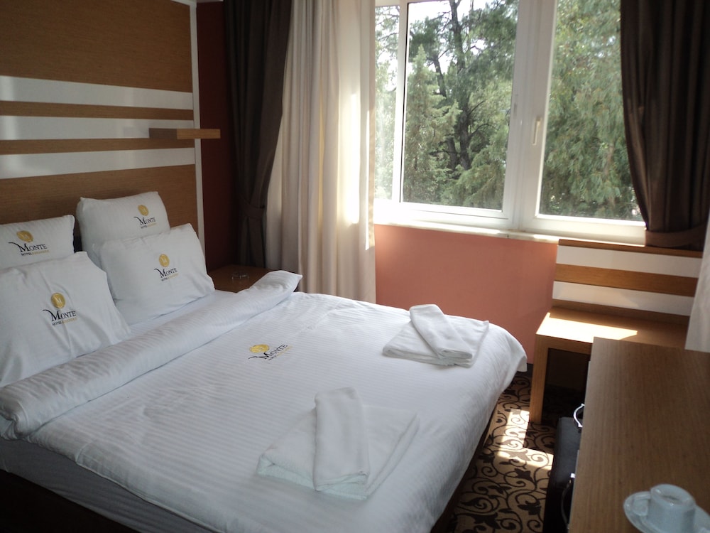 Monte Hotel Rezervasyon