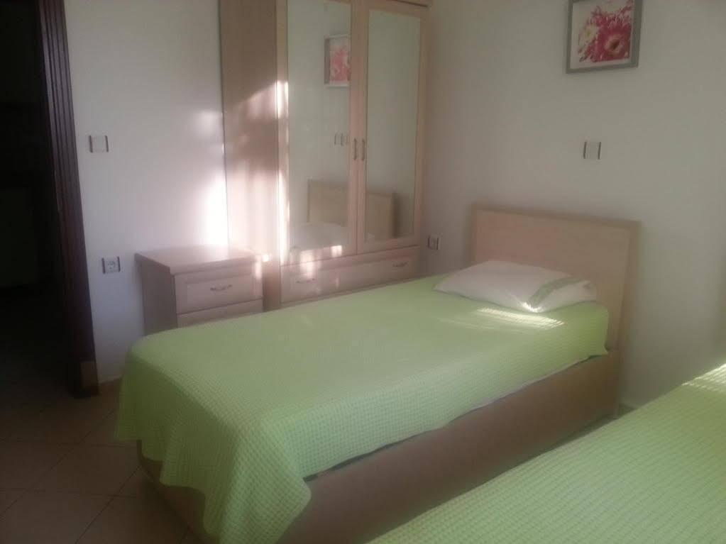 Halcyon Days Rezervasyon