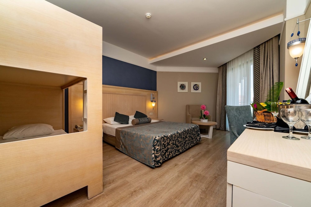 Seamelia Beach Resort & Spa Rezervasyon