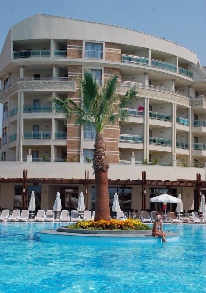 Seamelia Beach Resort & Spa Rezervasyon