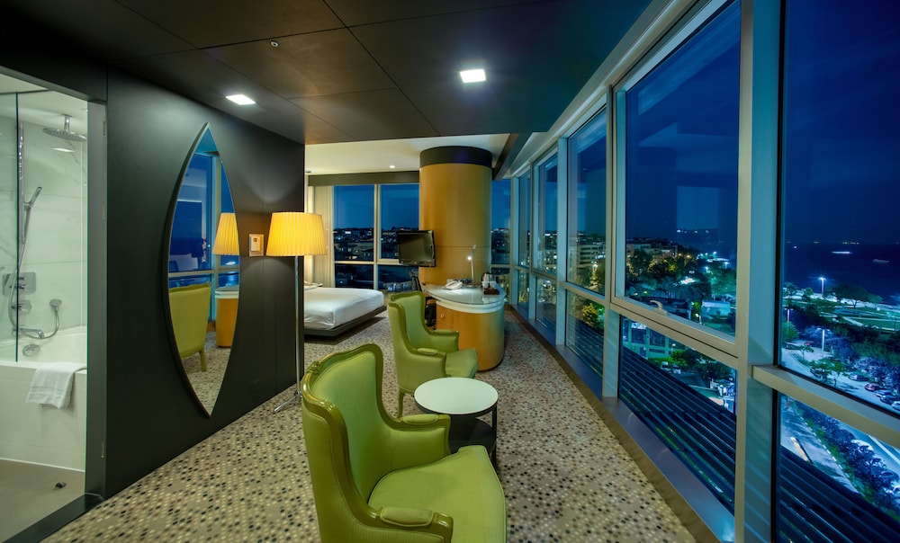 DoubleTree by Hilton Hotel Istanbul - Moda Rezervasyon