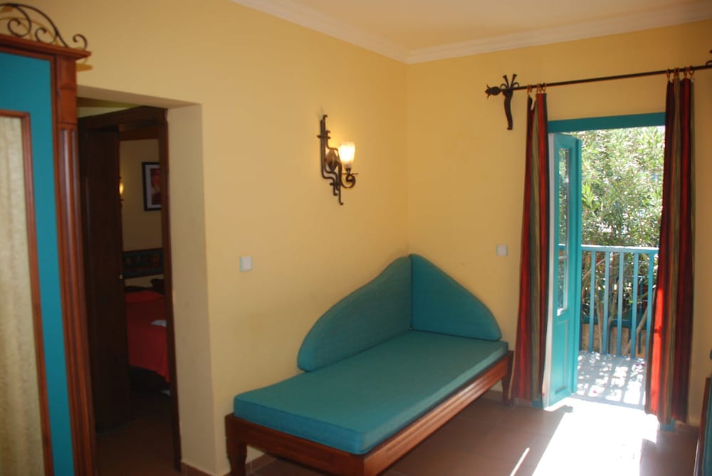 Jasmin Beach Hotel Rezervasyon