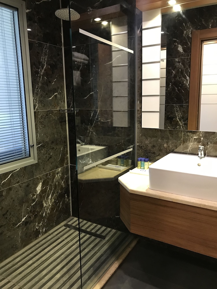 Jasmin Beach Hotel Rezervasyon