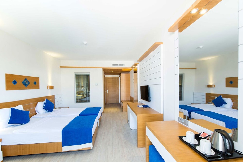 Jasmin Beach Hotel Rezervasyon